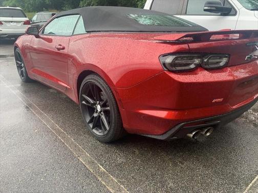 2022 Chevrolet Camaro RWD Convertible LT1