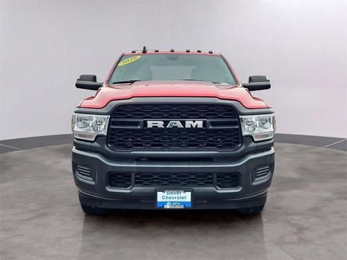 2020 RAM 2500 Tradesman Crew Cab 4X4 6'4' Box