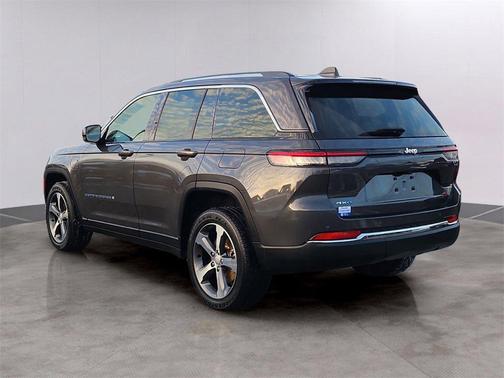 2023 Jeep Grand Cherokee 4xe Base