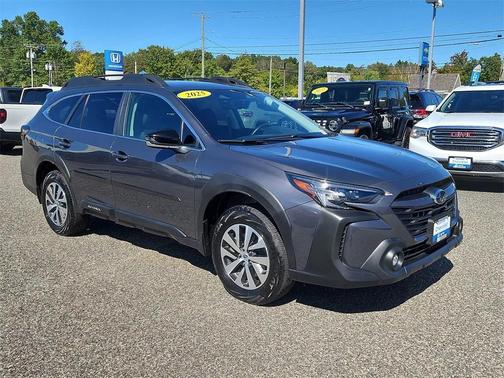 2025 Subaru Outback Premium