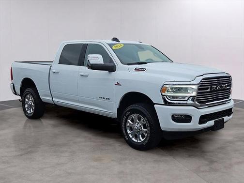 2024 RAM 2500 Laramie Crew Cab 4x4 6'4' Box
