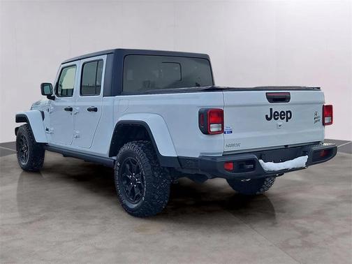 2021 Jeep Gladiator Willys 4x4