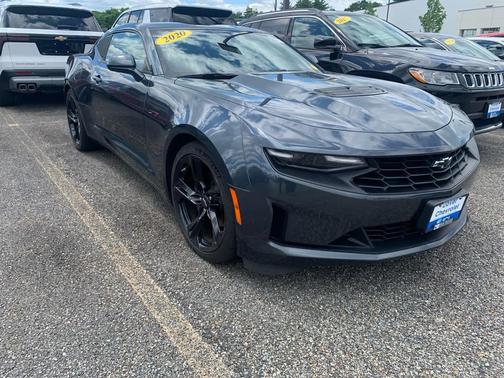 Shadow Gray Metallic 2020 Chevrolet Camaro RWD Coupe LT1