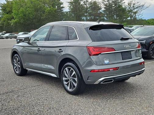 2023 Audi Q5 45 S line Premium Plus