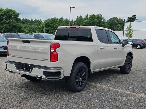 White Sands 2026 Chevrolet Silverado 1500 RST