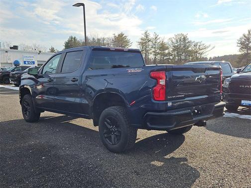 2022 Chevrolet Silverado 1500 Custom Trail Boss