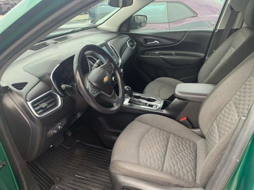 Ivy Metallic 2018 Chevrolet Equinox LT