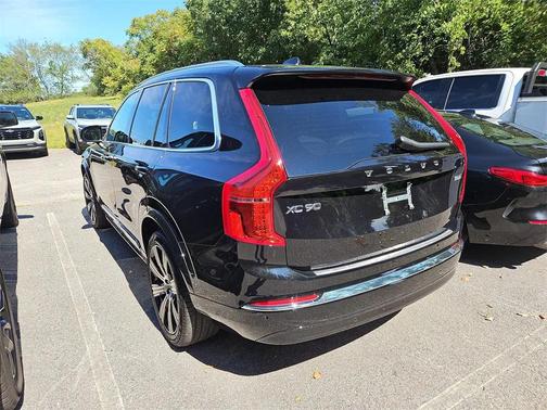 2025 Volvo XC90 B6 Plus 7-Seater