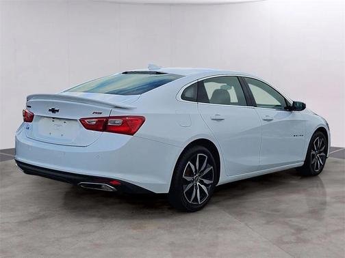 2021 Chevrolet Malibu FWD RS