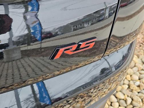 Mosaic Black Metallic 2027 Chevrolet Bolt RS