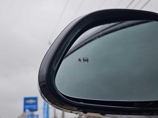 Mosaic Black Metallic 2027 Chevrolet Bolt RS