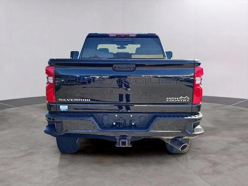 2022 Chevrolet Silverado 2500 High Country