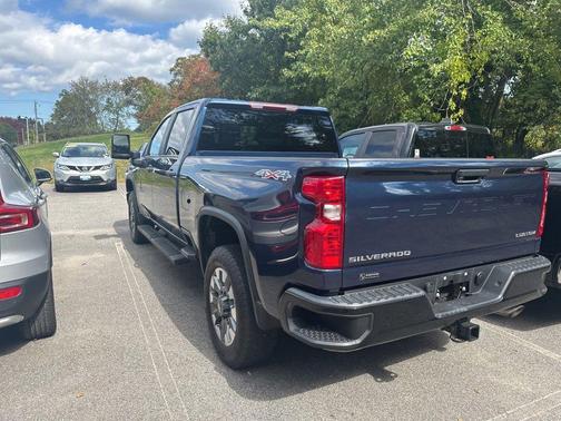 2022 Chevrolet Silverado 2500 Custom