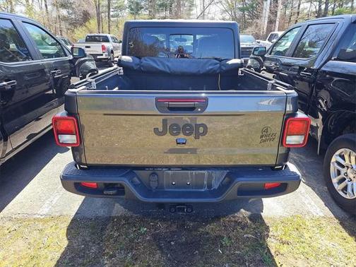 2021 Jeep Gladiator Willys 4x4