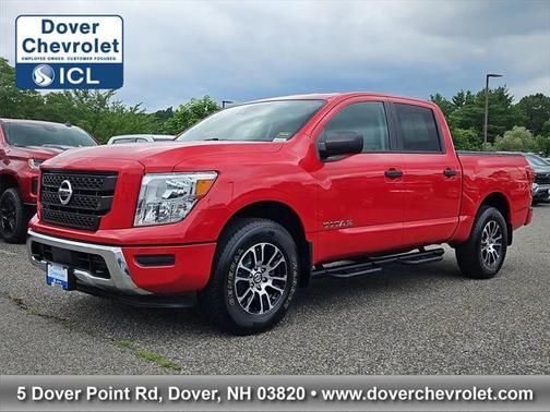 2022 Nissan Titan SV