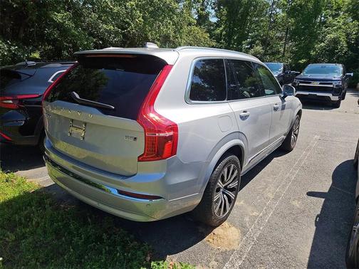 2024 Volvo XC90 B5 Core Bright Theme