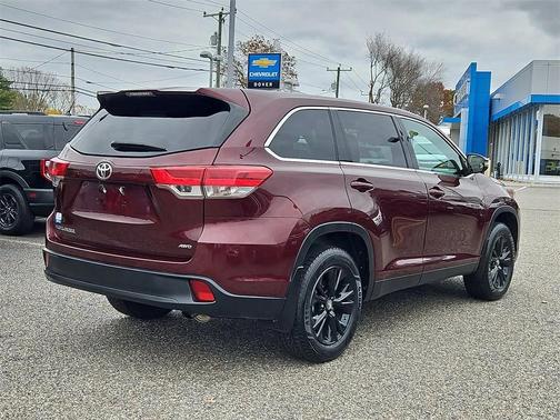 2019 Toyota Highlander LE