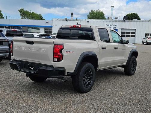 White Sands 2026 Chevrolet Colorado Trail Boss
