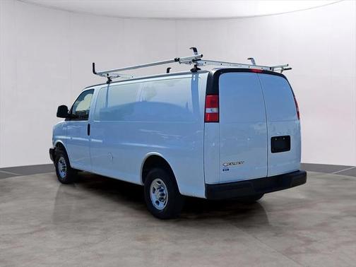 2022 Chevrolet Express 2500 RWD 2500 Regular Wheelbase WT