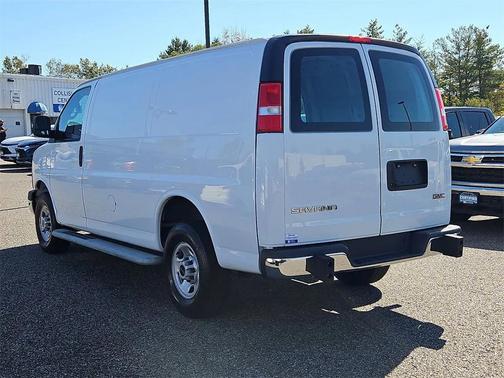 2023 GMC Savana 2500 Work Van
