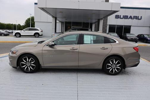 Pepperdust Metallic 2018 Chevrolet Malibu LT