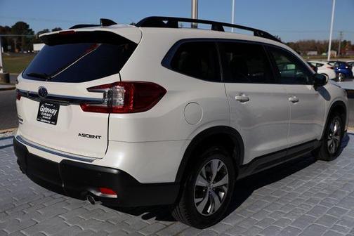 2025 Subaru Ascent Premium 8-Passenger