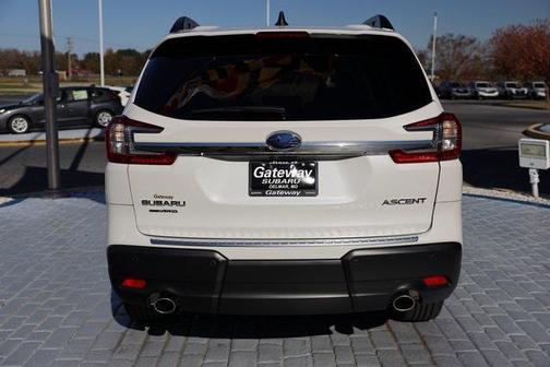 2025 Subaru Ascent Premium 8-Passenger