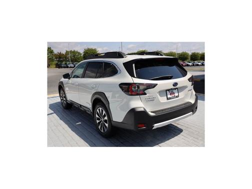 Crystal White Pearl 2024 Subaru Outback Limited