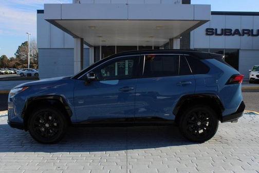 2023 Toyota RAV4 Hybrid SE