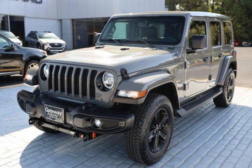 2023 Jeep Wrangler 4-Door Sahara Altitude 4x4