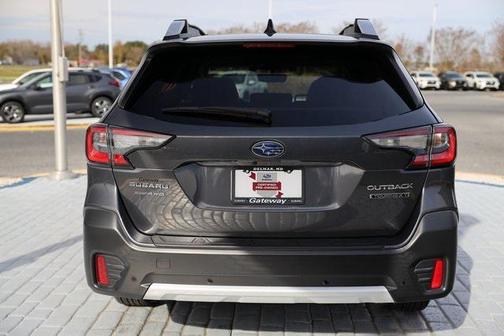 2022 Subaru Outback Touring XT