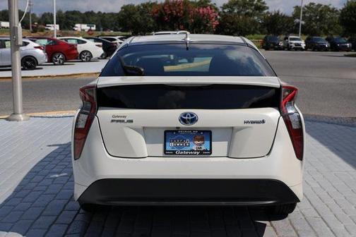 2016 Toyota Prius Three