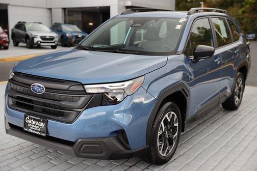 2025 Subaru Forester Base