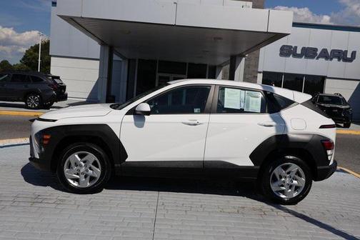 2024 Hyundai KONA SE