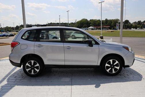2017 Subaru Forester 2.5i