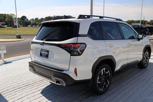Crystal White Pearl 2026 Subaru Forester Limited