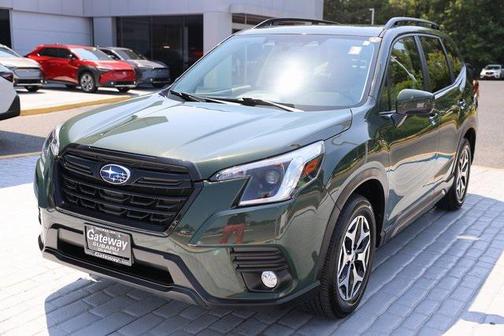 2022 Subaru Forester Premium