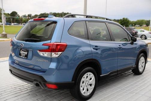 2022 Subaru Forester Base