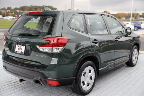 2023 Subaru Forester Base