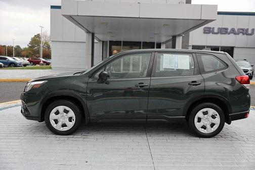 2023 Subaru Forester Base