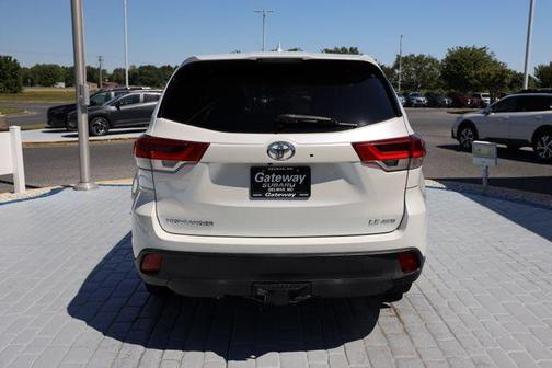 Blizzard Pearl 2018 Toyota Highlander LE Plus