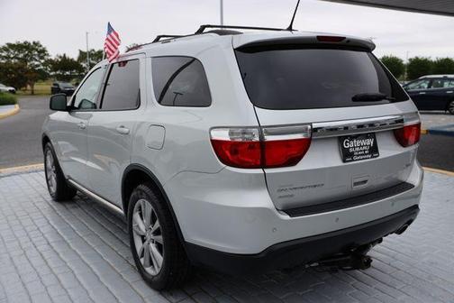 Bright Silver Metallic 2011 Dodge Durango Crew