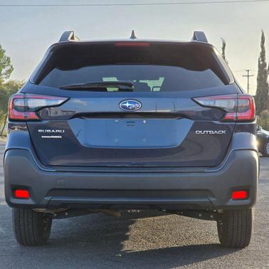 2023 Subaru Outback Base