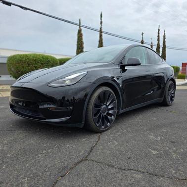 2022 Tesla Model Y Performance Dual Motor All-Wheel Drive