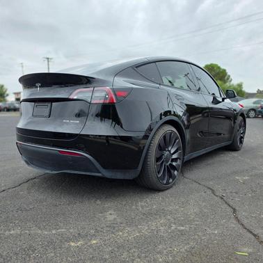2022 Tesla Model Y Performance Dual Motor All-Wheel Drive