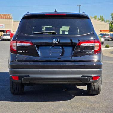 2021 Honda Pilot AWD Black Edition