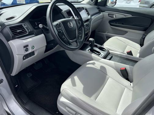 2017 Honda Pilot 