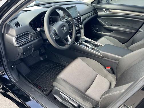 2019 Honda Accord 
