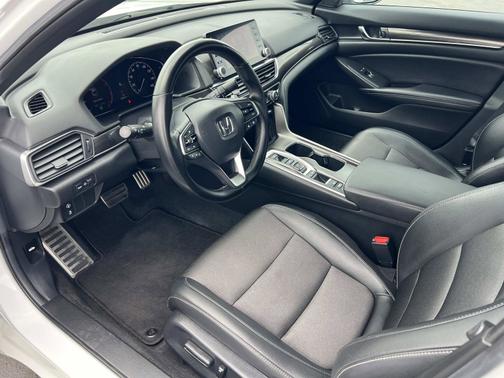 2021 Honda Accord 