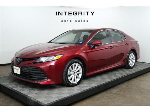 2018 Toyota Camry LE